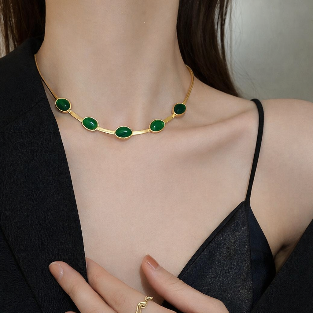 Oval Green Crystal Pendant Necklace Set With Bracelet